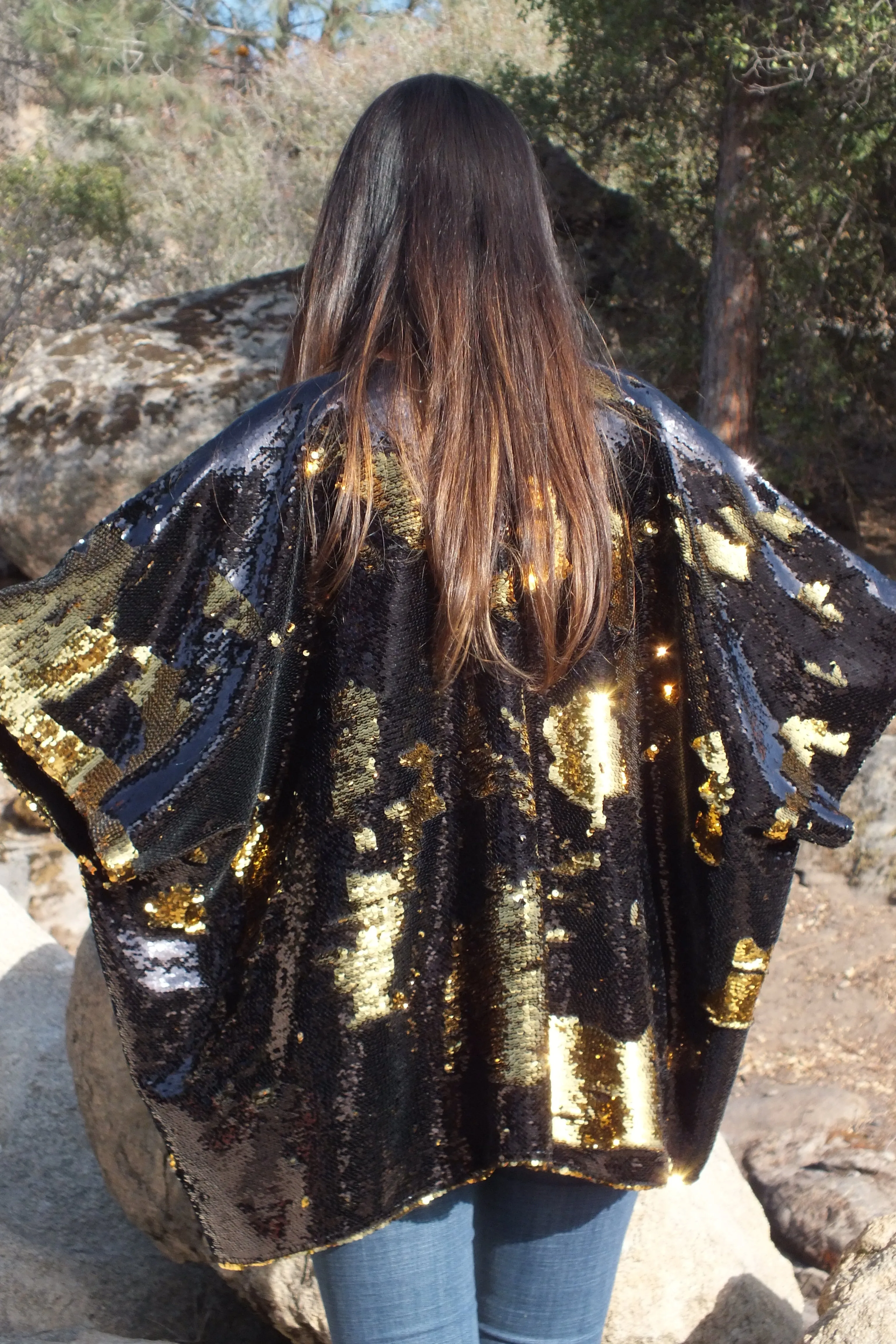 Black Gold Reversible Sequin Party Kimono Top