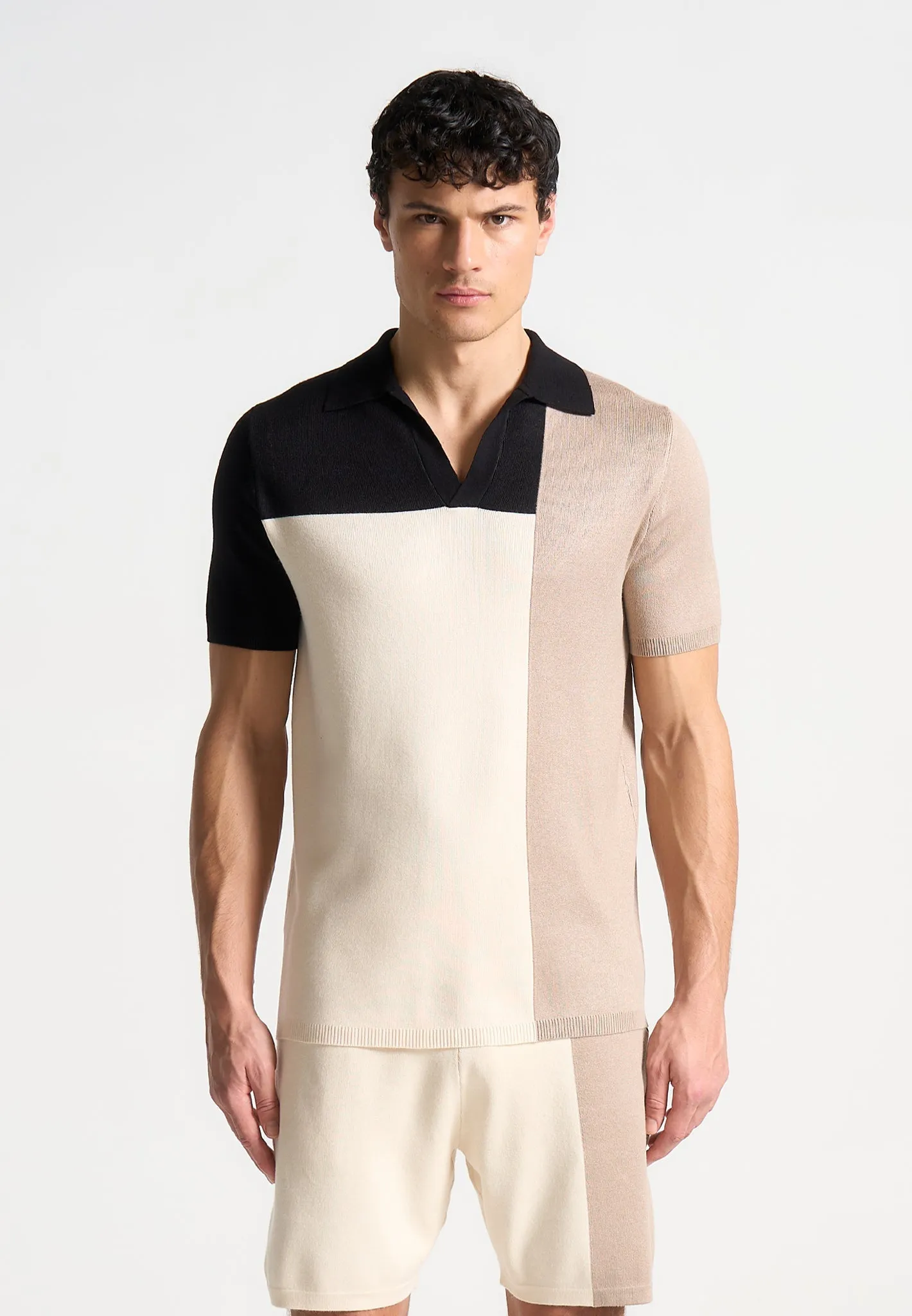 Colour Block Knit Revere Polo Top - Black/Beige