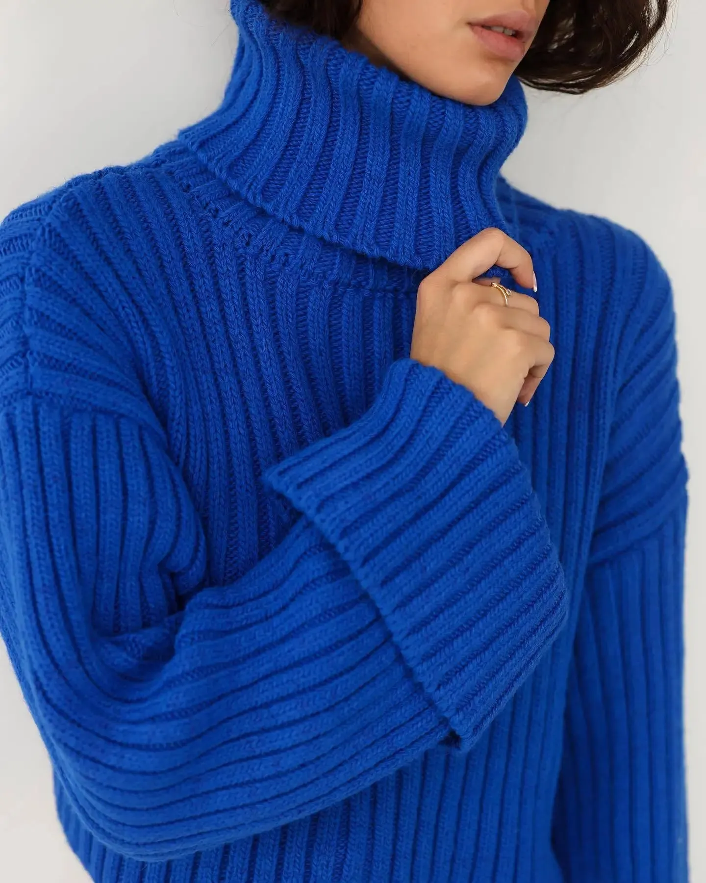 Cozy Blue Turtleneck Crop Sweater Loose Jumper