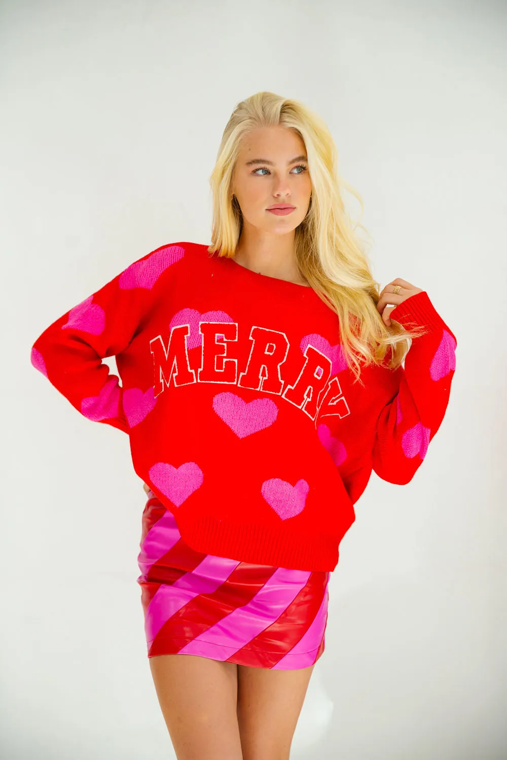 MERRY HEART SWEATER