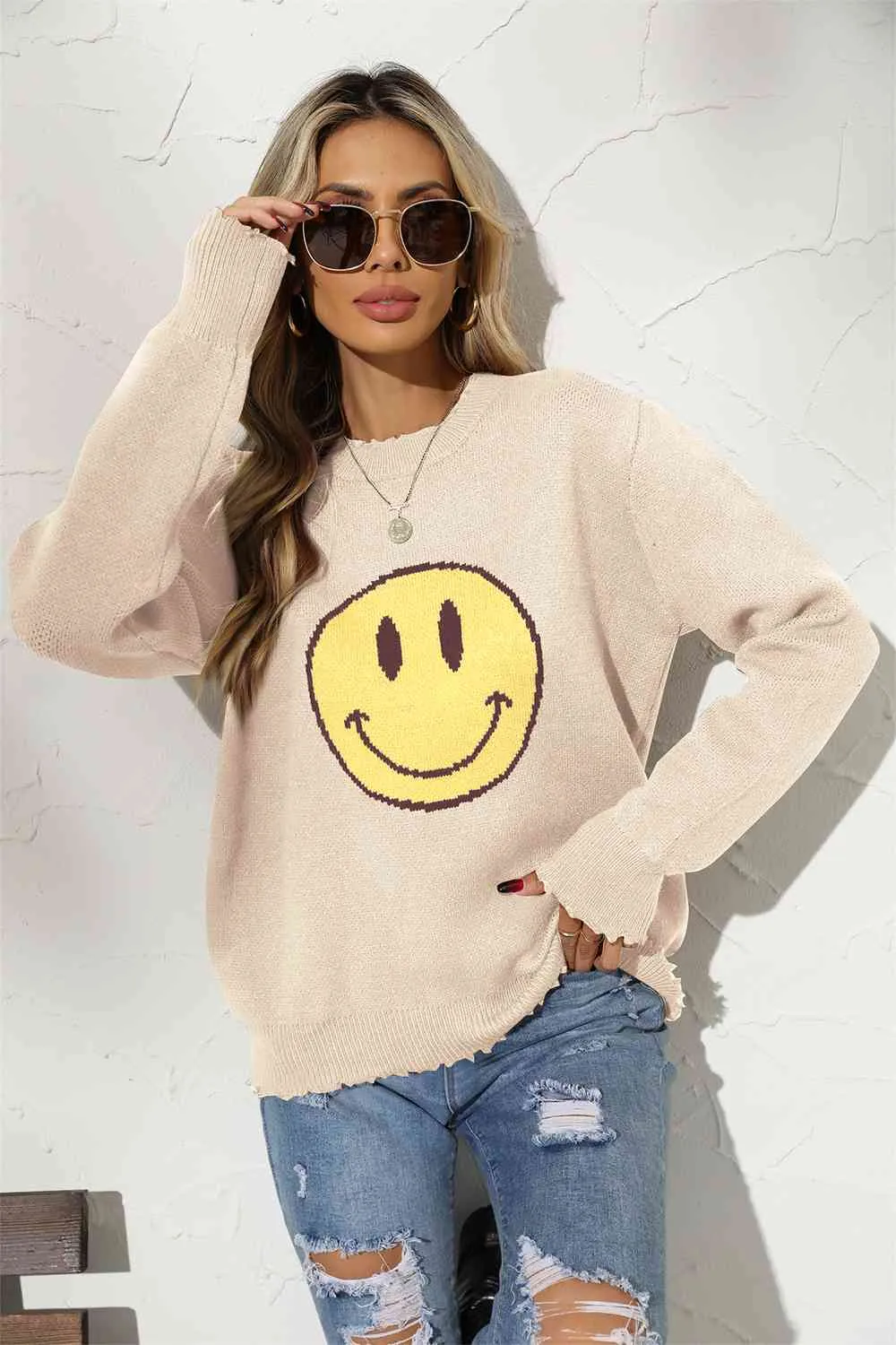 Round Neck Long Sleeve Smily Face Graphic Sweater (BFD) T