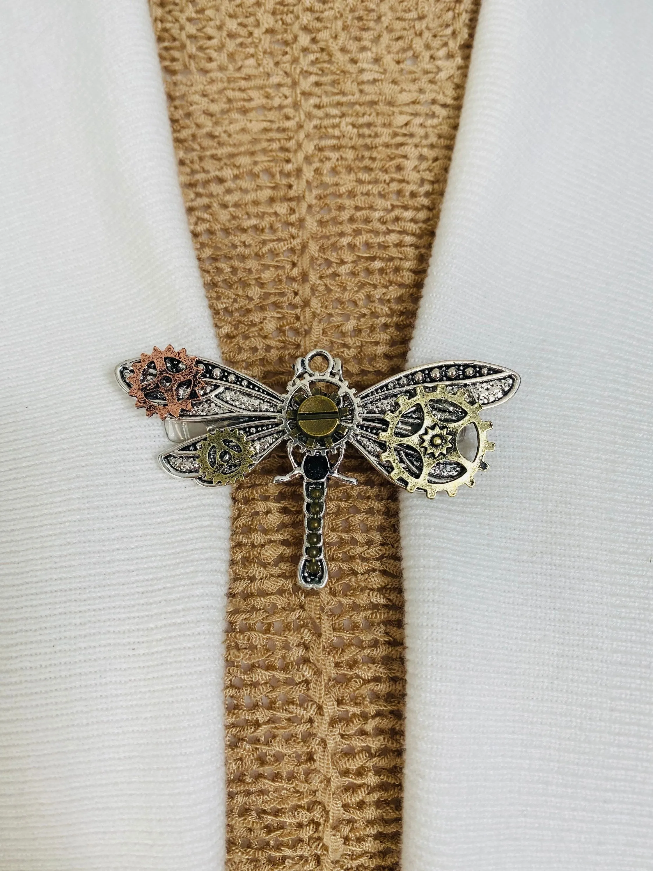 Sweater Clips Steampunk Dragonfly Sweater Clip Dragon Fly Clips Scarf Shawl Clasp Cardigan Clasp Brooch Cosplay Cloak Fastener Gifts for Her