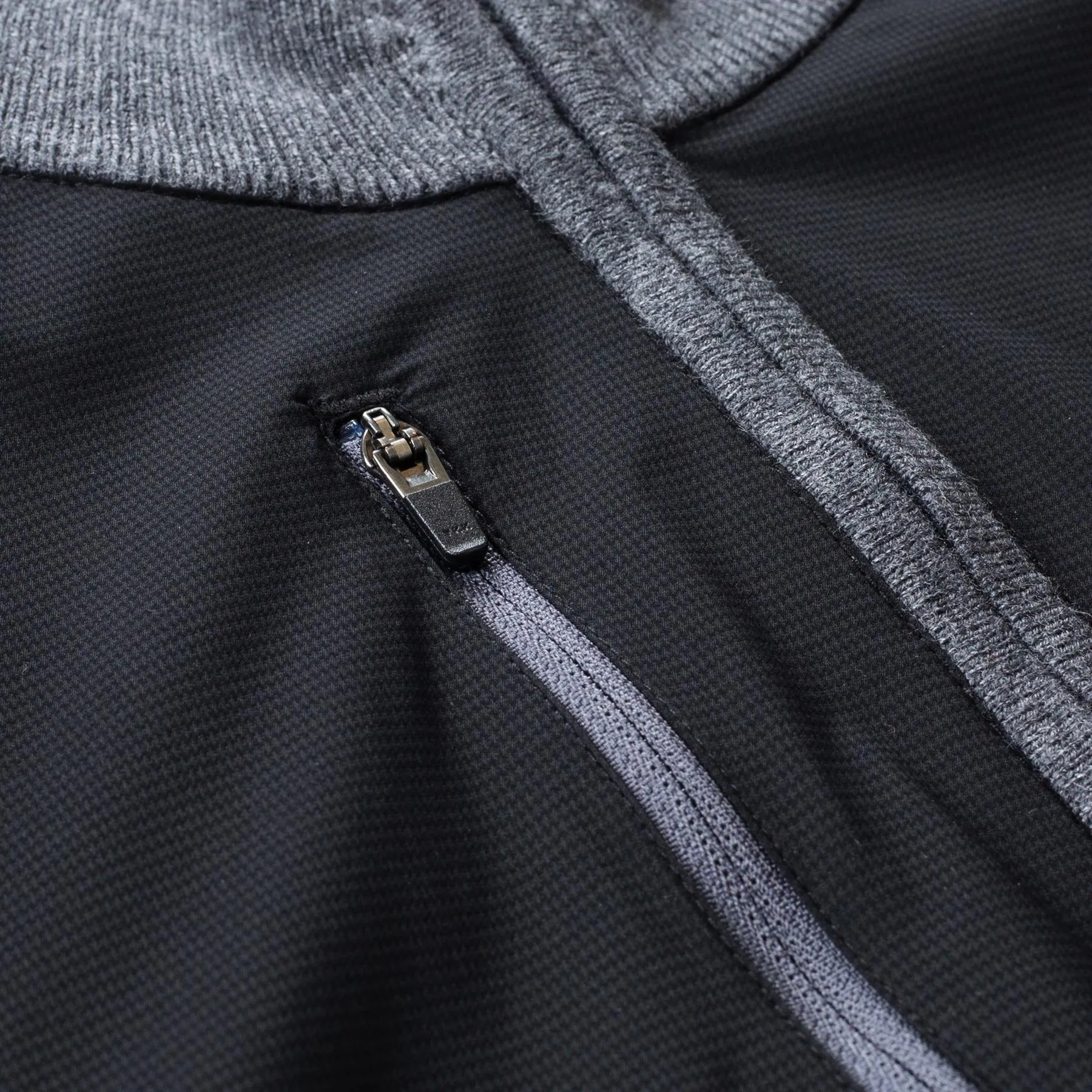 Tech Sweater Black/Heather Charcoal - SS24