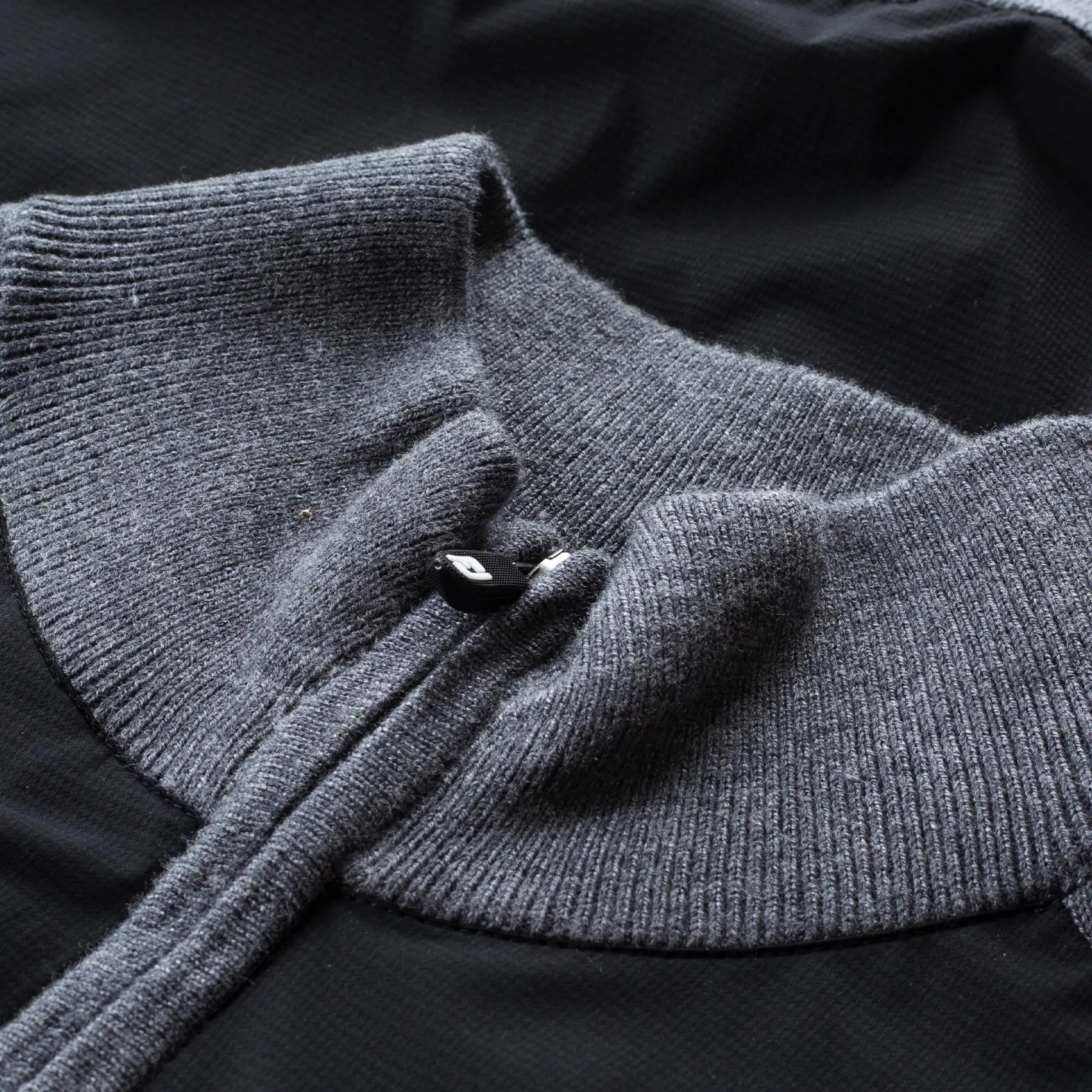 Tech Sweater Black/Heather Charcoal - SS24