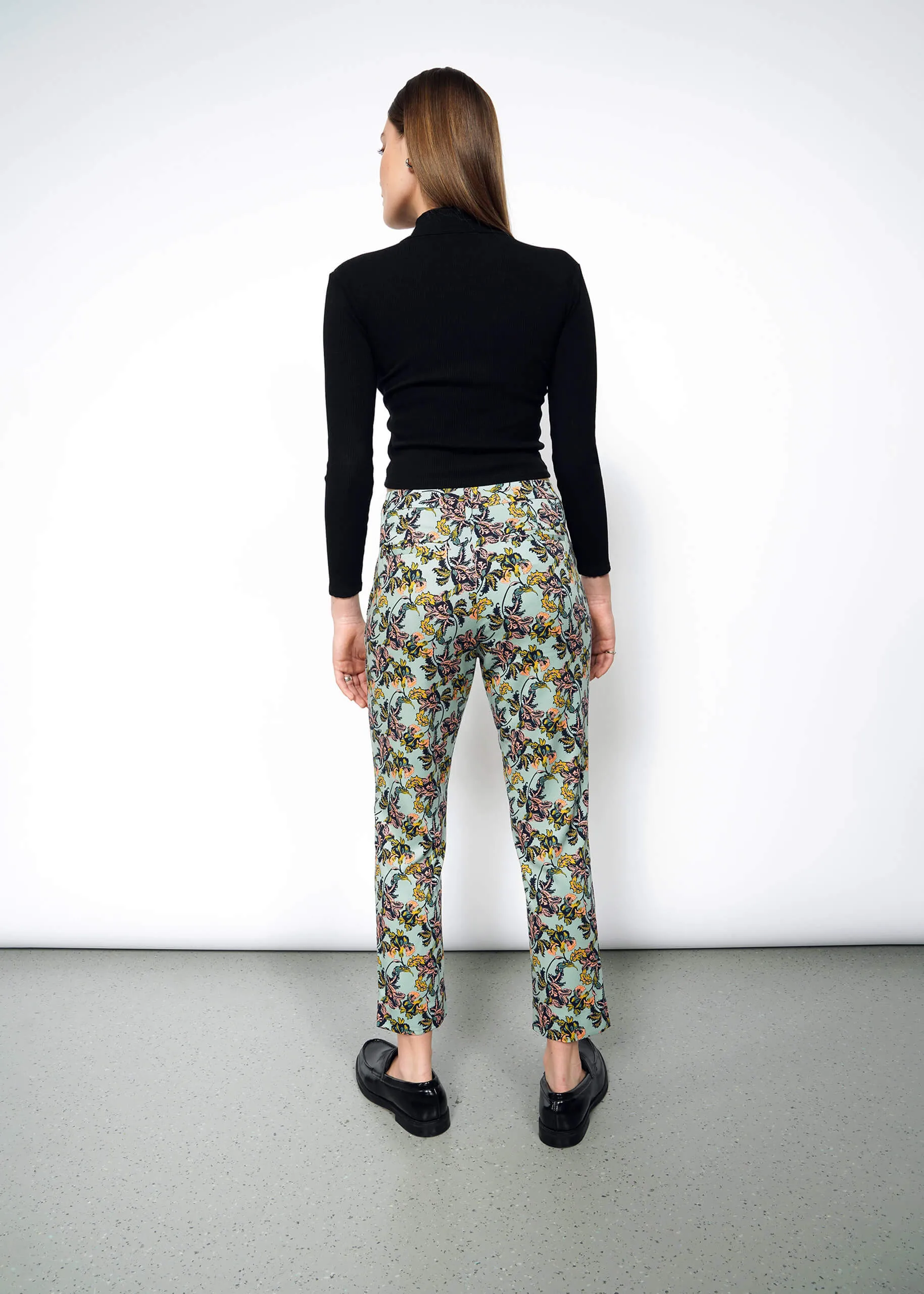 The Empower Slim Crop Pant