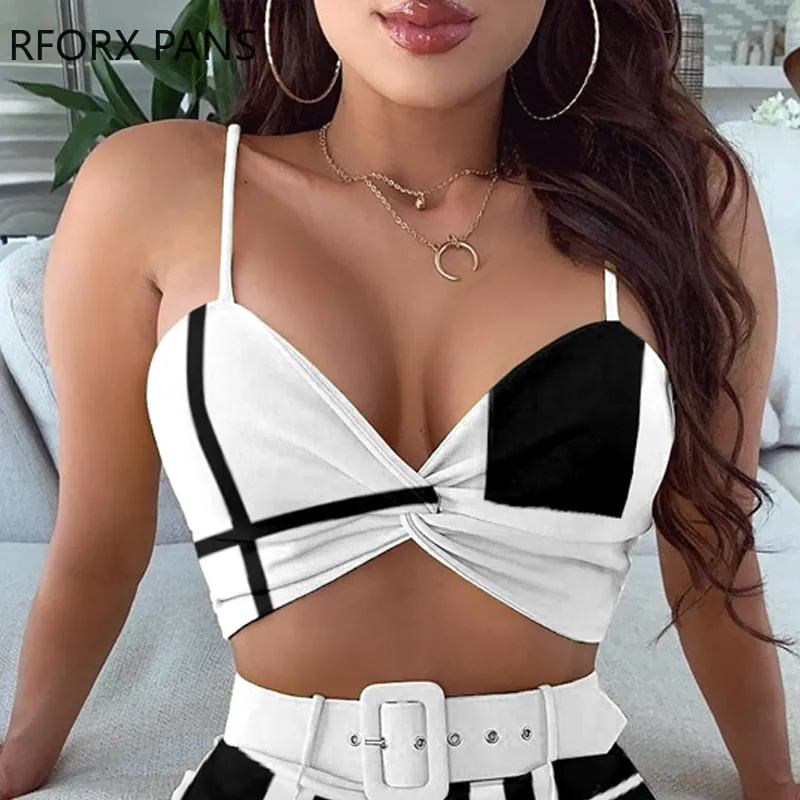 Trendy Black And White Twisted Crop Top And Bottom Set