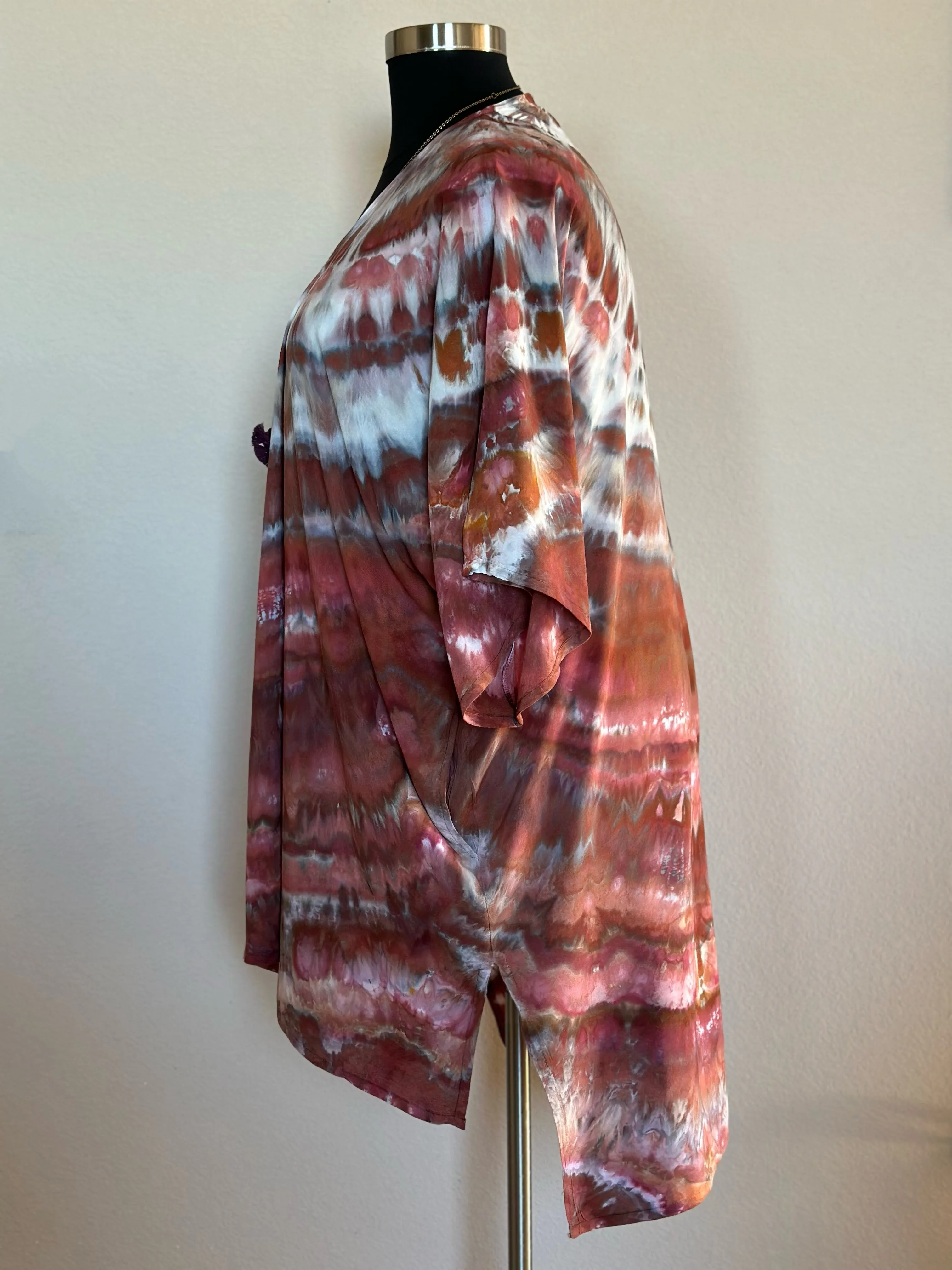 Women’s L/XL 100% Rayon Kimono Jacket with Pockets in ‘Shiitake Twist’