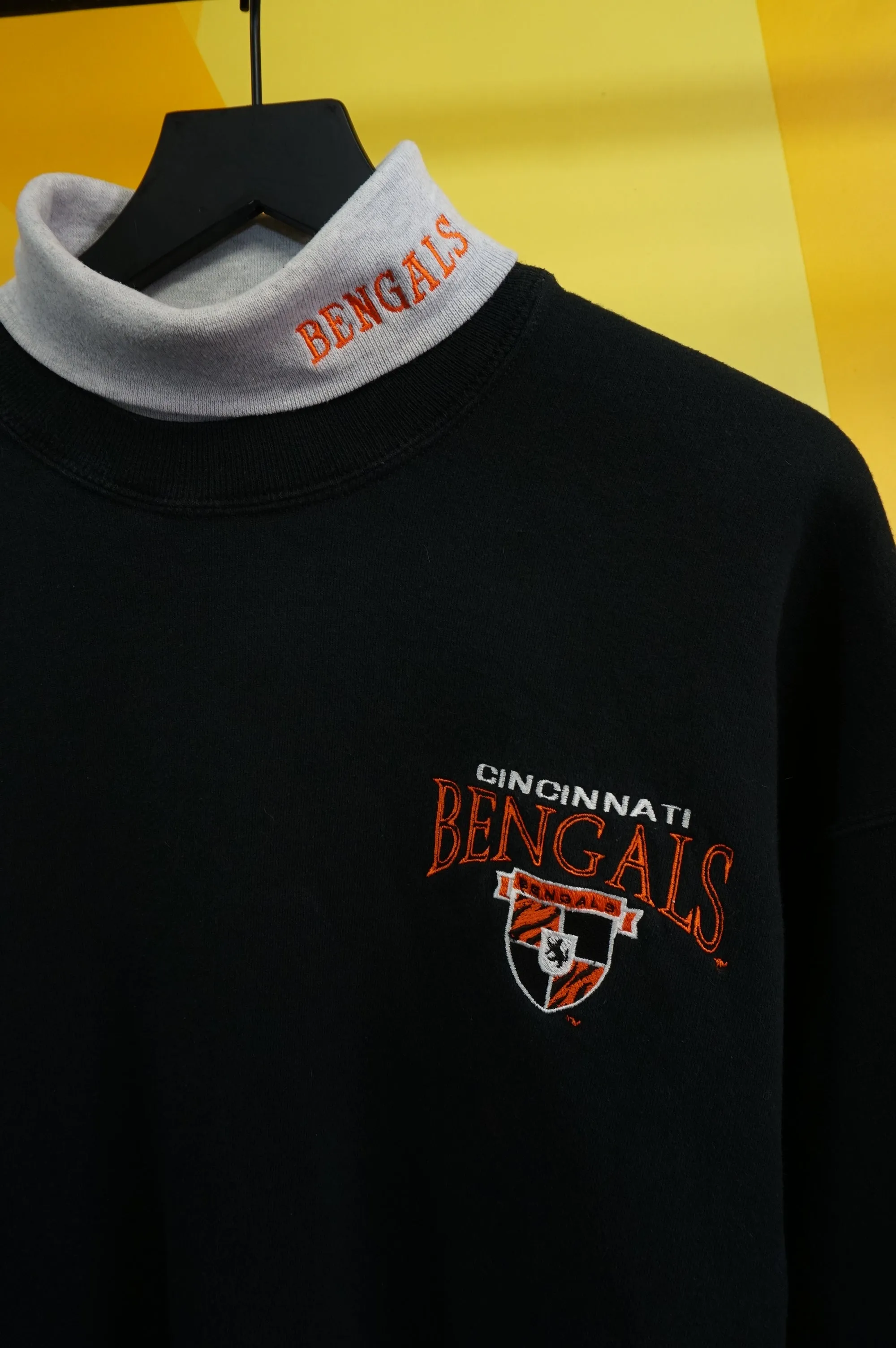 (XL) Vtg Cincinnati Bengals Turtleneck